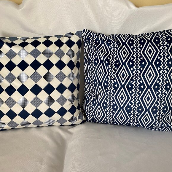 2 Piece Harlequin & Graphic Design Navy Blue & White Accent Pillow Case Set - Picture 2 of 6